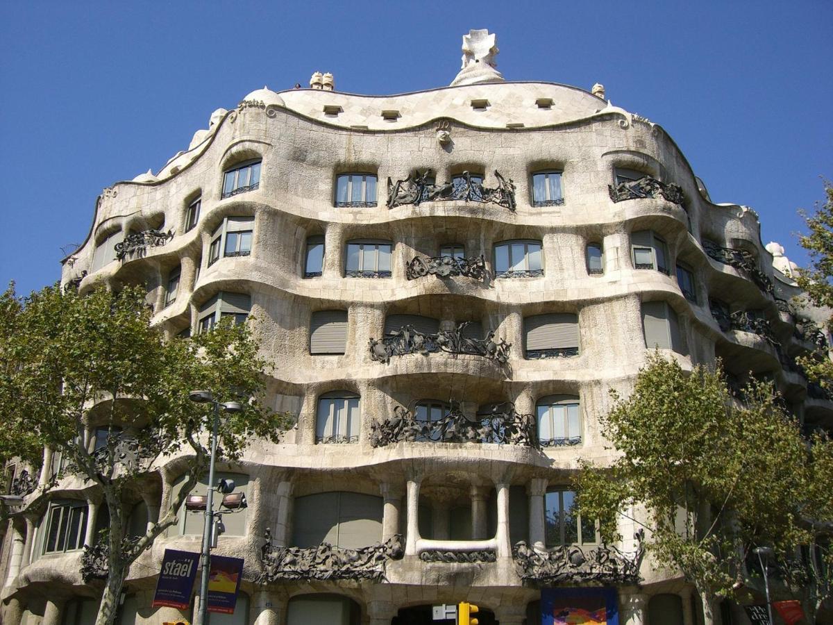 Girona - Modernist Apartments Next To Paseo De Gracia Barcelona Exterior photo